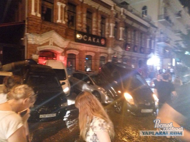 А в Ростове-на-Дону прошел дождик