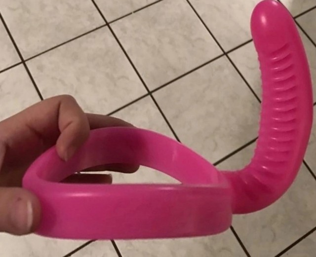 Купил подарок тёще.