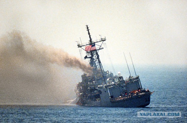 Атака на эсминец ВМС США «USS Cole»