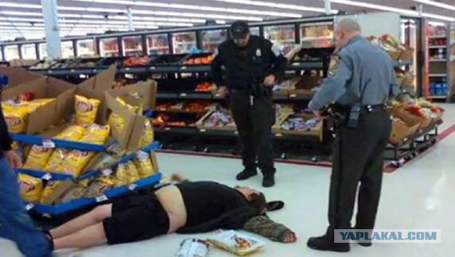 Интересные и забавные фото  сделанные в супермаркетах Walmart.