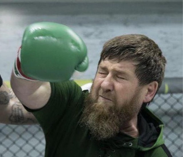 Глава Чечни возмущается уже несколько дней...
