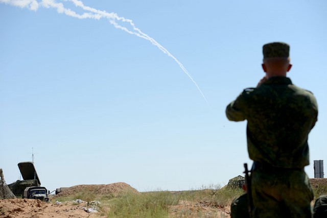 В России приступили к госиспытаниям новейшей зенитной ракетной системы (ЗРС) С-500 "Прометей"