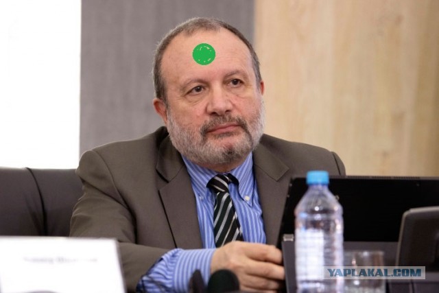 Эпидемиолог Фаворов предложил маркировать антиваксеров