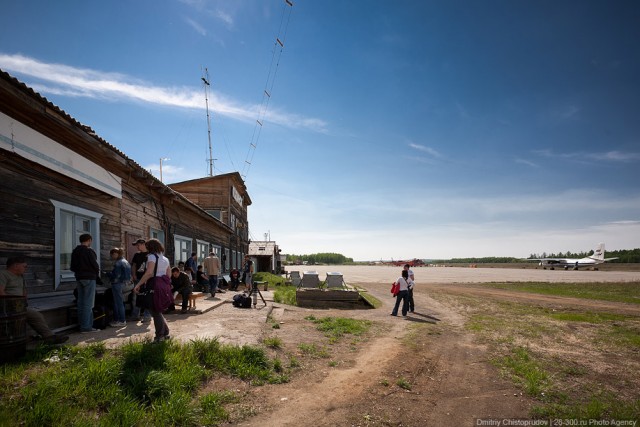 Полет на АН-24 в самый лучший аэропорт в мире.