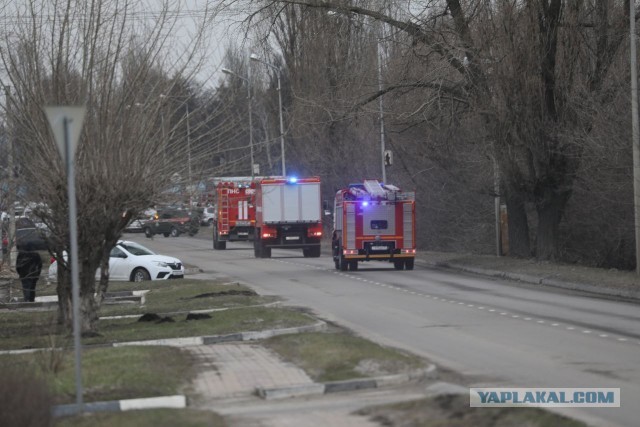 Жители Белгорода в соцсетях сообщают о звуке взрыва над городом. В небе при этом был видел дымный след