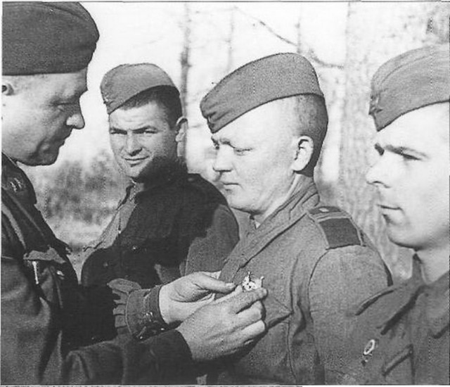 Фотографии из прошлого нашей страны - 49