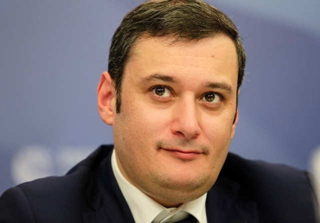 Александр Хинштейн, соавтор законопроекта о запрете размещения рекламы в Instagram, ответил на публикации о том, что его жена размещает там рекламу