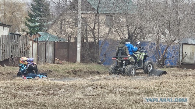 Этого малыша на квадроцикле поймали полицейские и оштрафовали в деревне Комсомол в Башкирии