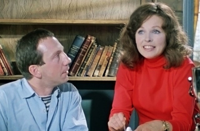 Куда исчезли девушки из «Джентльменов удачи» после звездного часа