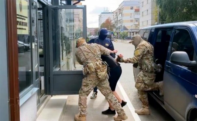 ФСБ сообщила о задержании соучастника убийства генерала Ярослава Москалика в Балашихе.