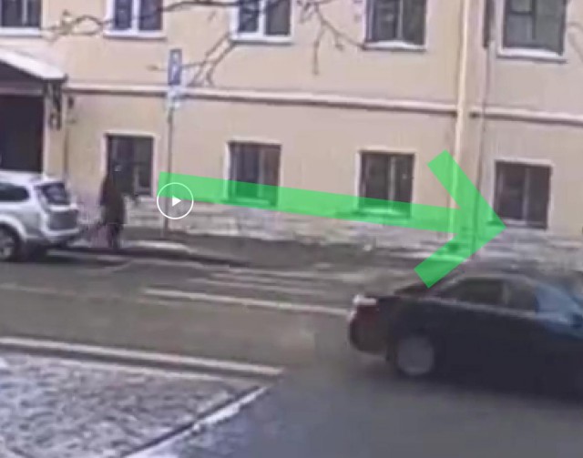 Пенсионерку подбросило в воздух авто на пешеходном переходе по улице Красного Курсанта.