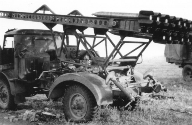 Немцы захватили «Катюшу» в 1941-м и скопировали её. Почему копия так и не стала «Катюшей»