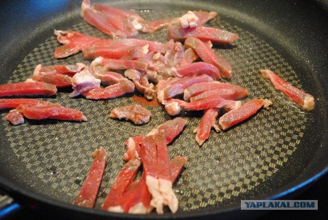 Вкусное обаяние Кулинарии, Повара ЯПа поздравляют милых дам!