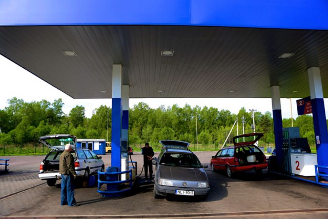 АЗС Газпромнефть. Недолив. Москва. м. Аннино.