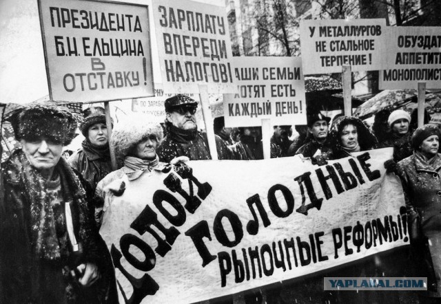 Почти 40% россиян не хотели бы видеть Путина президентом после 2024 года
