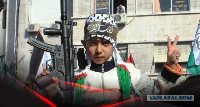 Израиль нанес удар по консульству Ирана в Сирии