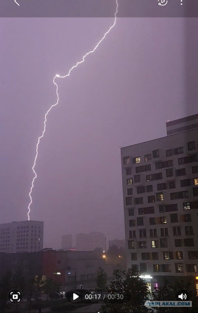 Гроза в Саратове 06.06.2024