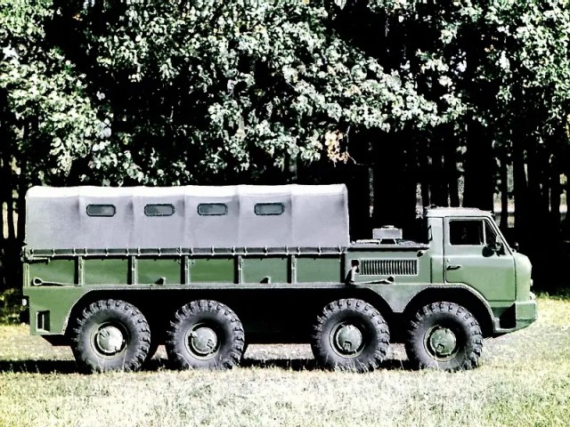ГАЗ-44: плавающий грузовик из Советского Союза