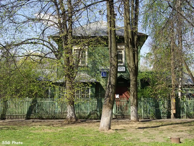 Заброшенная древняя улица в центре Москвы