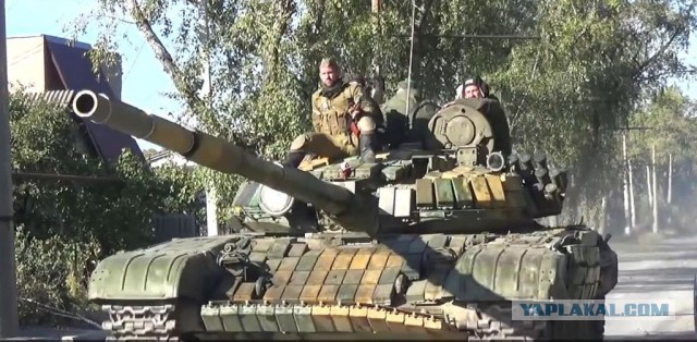 Зачистка аэропорта от войск украинских ВС