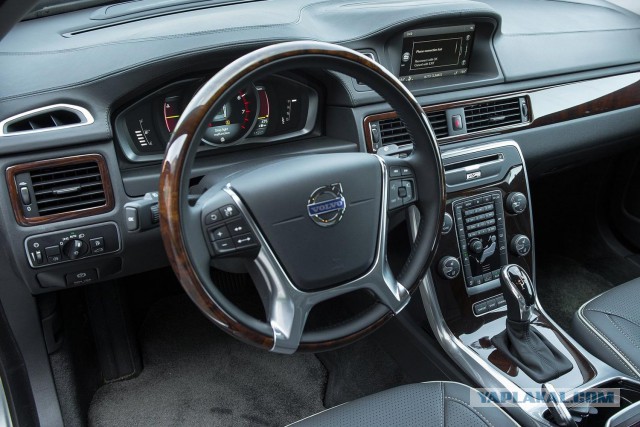 Новая Volvo S90
