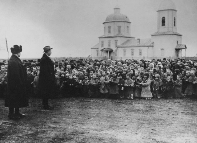 История в фотографиях