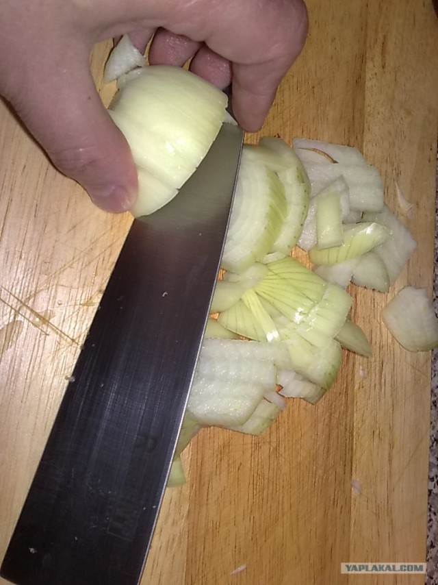 Фаршированный кальмар по Дженибековски.