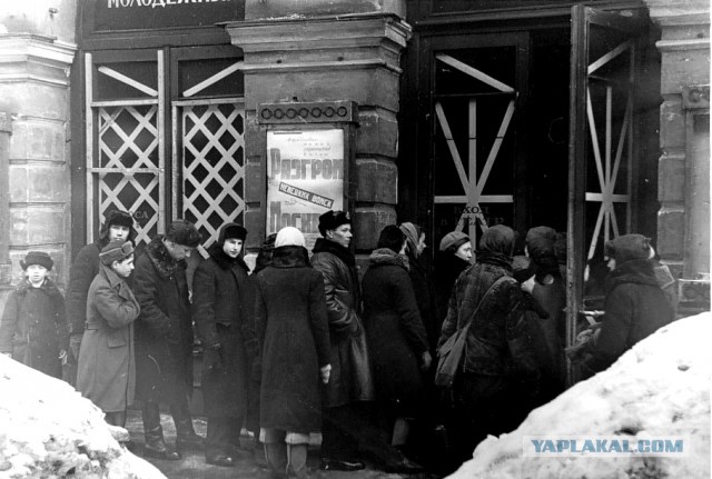 В Курской области сделали памятку на случай обстрелов: "Заклейте окна скотчем крест-накрест"