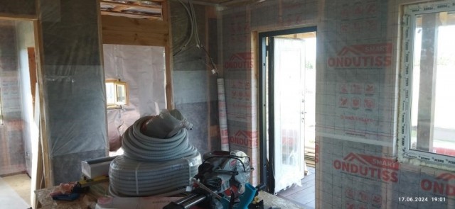 Дачный домик с баней часть 2