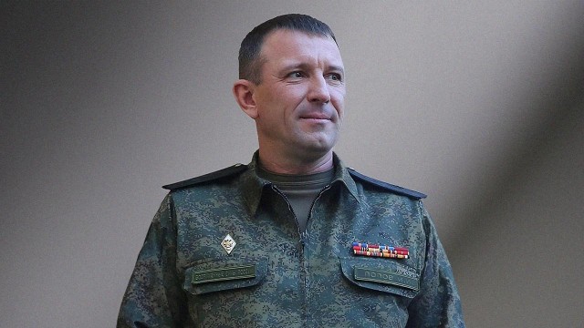 Генералу Попову разрешили уехать на СВО — в качестве командира штурмового отряда.