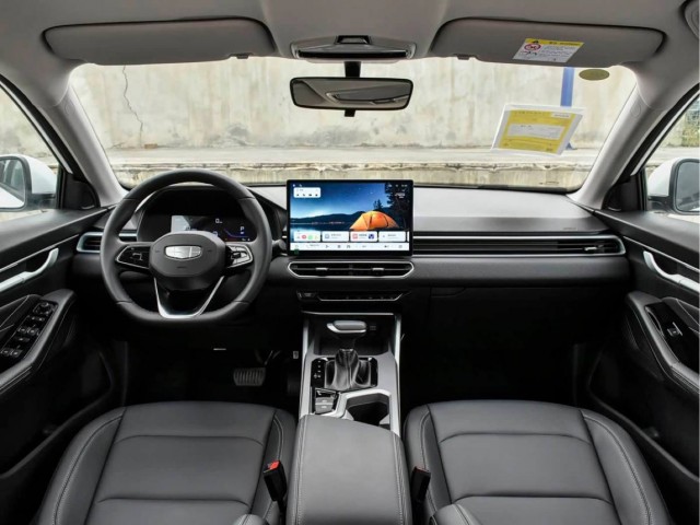 Новый Geely Emgrand