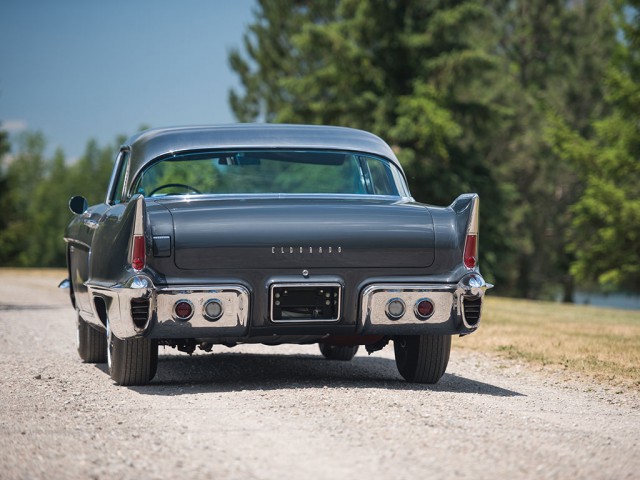 Cadillac. Картинки с аукциона.