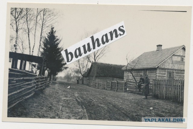 Крестьяне, деревенские  хаты. 1941-1942