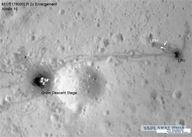 Китайцы заподозрили США во лжи с высадкой на Луне из-за скафандров NASA