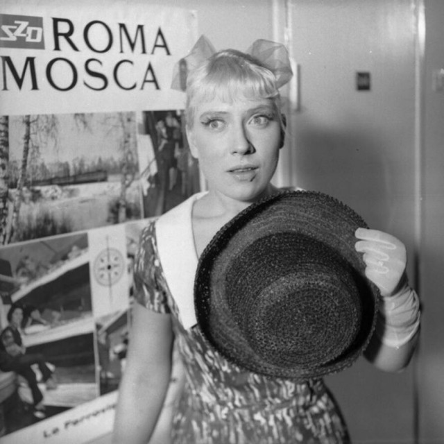 Интересные снимки известных людей 11.08.25