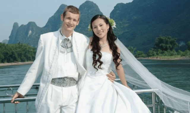 «Тещи лезут в постель, не бреются, ты для них игрушка»: Почему русские мужчины не так уж и сильно хотят жениться на китаянках