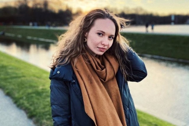 Ведущую «Дождя»* Валерию Ратникову** заочно приговорили к 7,5 годам колонии по делу  о распространении «фейков про ВС РФ»