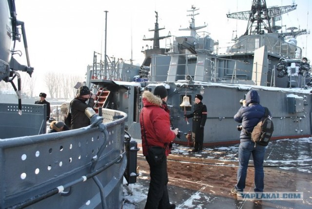 Эсминец «Беспокойный» Live