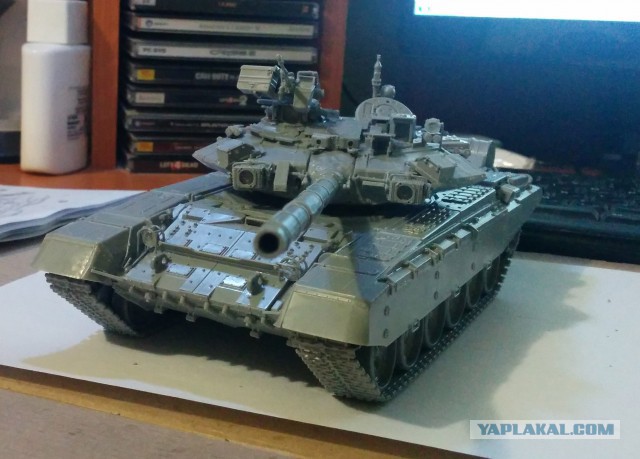 Танк Т-90 к Дню Победы