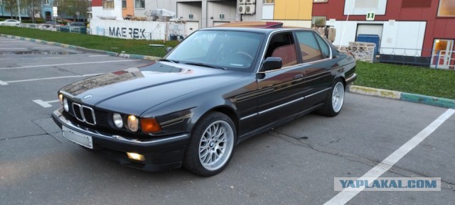 Снова рукожопство и BMW.