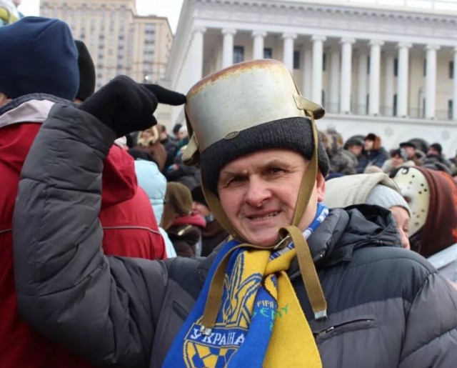 Кровожадные и доходчивые советские плакаты по тб