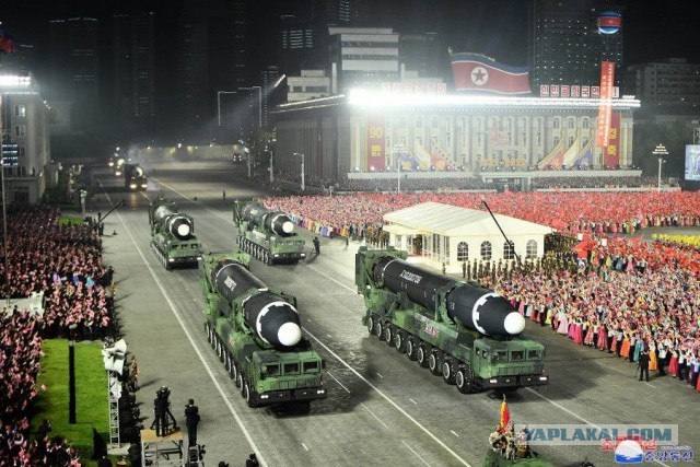 Военный парад в Северной Корее
