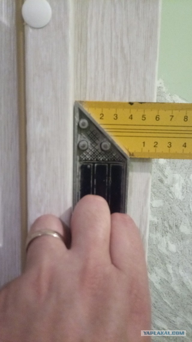 Приехал блин двери поставить