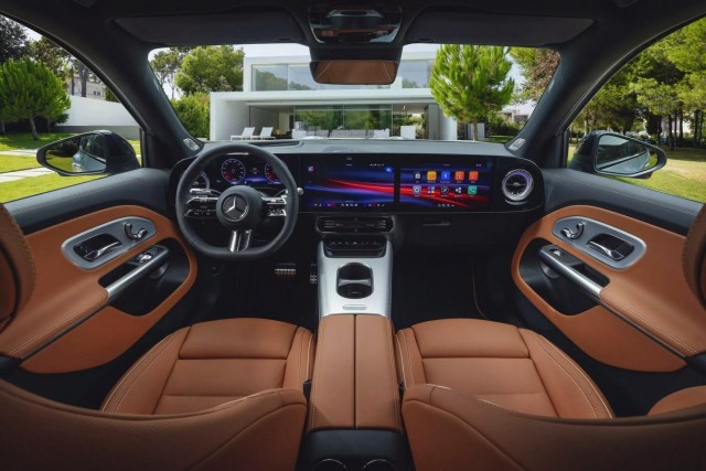 Mercedes-Benz представил компактный кроссовер GLB (2026) нового (второго) поколения