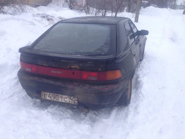 Продам Мазду 323f слепня