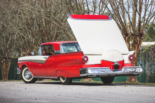 1959 Ford Fairlane 500 Galaxie Skyliner. Автопятница №51