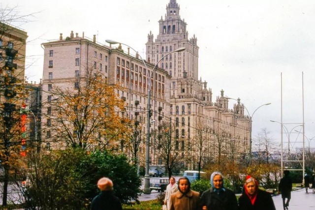 Москва и москвичи. Двадцатый век. 10.10.24