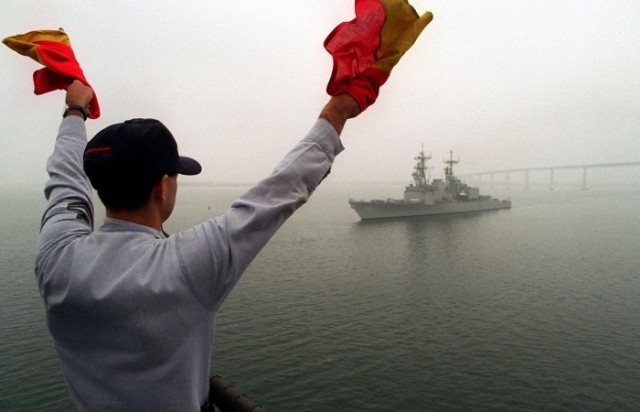 Как семафорная азбука стала неотъемлемым способом передачи информации в военно-морском флоте