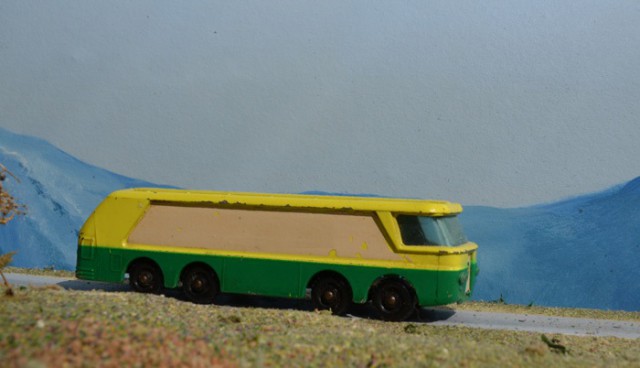 Игра на ЯПе: Угадай АВТО-9