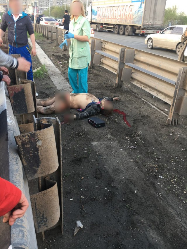 Последние секунды жизни мотоциклиста из Новосибирска попали на видео